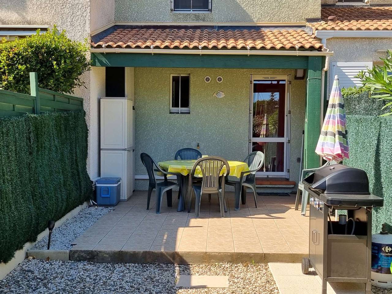 Entire apartment, Pavilion for 6 with terrace in Valras-Plage in Valras-Plage, Côte d'Améthyste