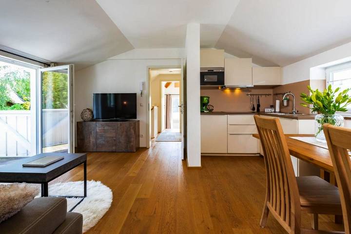 Ferienwohnung für 3 Personen, mit Ausblick und Garten in Lochau - 2