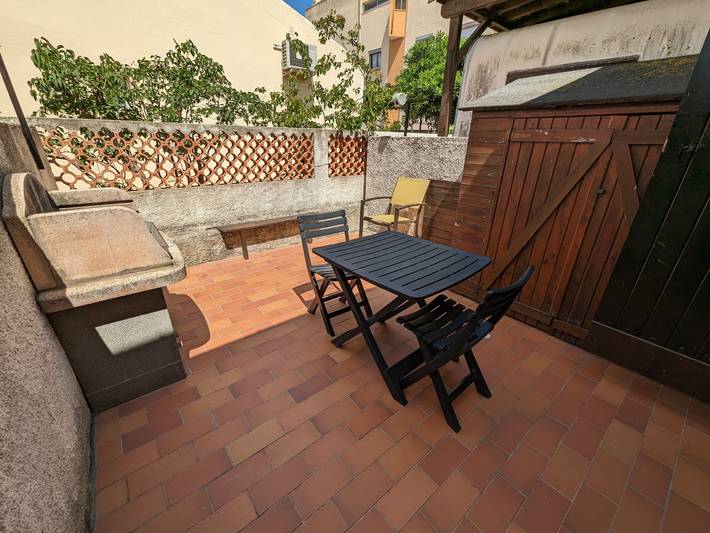 Villa für 4 Personen, mit Terrasse