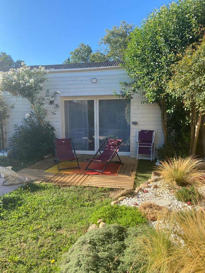 Gîte pour 2 personnes, avec piscine et terrasse à Mas-Blanc-des-Alpilles - 3