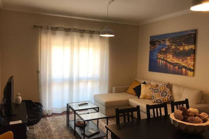 Gîte pour 4 personnes, avec vue ainsi que balcon et vue sur le lac dans Rio Tinto - 4