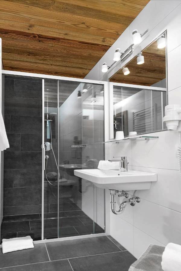 BnB für 2 Personen, mit Balkon und Ausblick in Flachau - 4