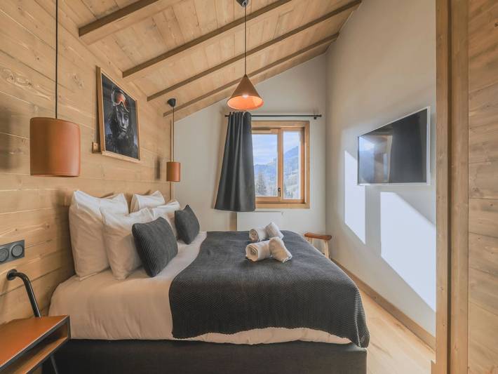 Chalet pour 8 personnes, avec piscine ainsi que sauna et balcon/terrasse, animaux acceptés à Combloux - 2