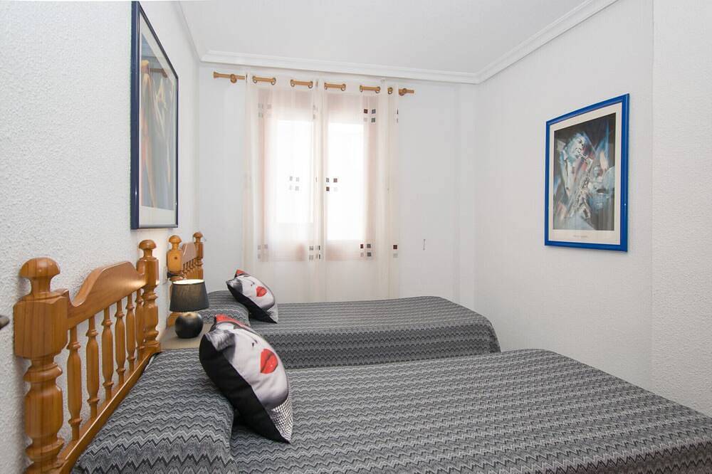 Apartamento entero, 012 Amazing Sea Views & Beach in Torrevieja, Costa Blanca