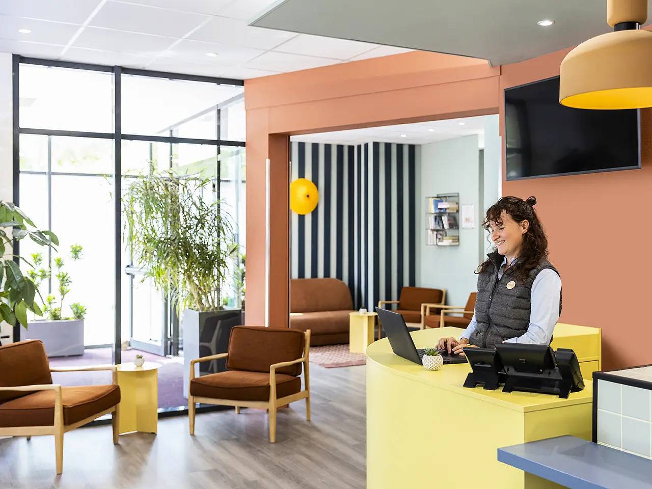 Estudio entero, Estudio 2 personas reformadas in Bonnefoy-Roseraie-Gramont, Toulouse