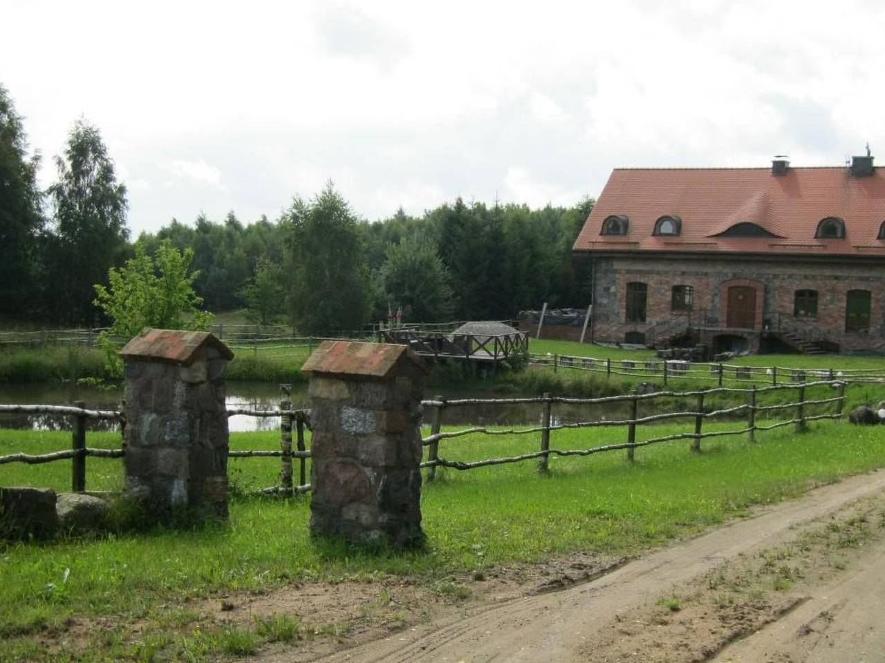 In Szopa mit Garten und Terrasse in Powiat kartuski