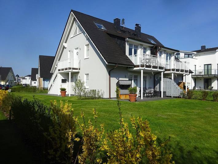 Ganze Wohnung, Parkstraße 20 We 04 "Neptun" mit seitlichem Meerblick und Balkon in Börgerende in Börgerende, Börgerende-Rethwisch