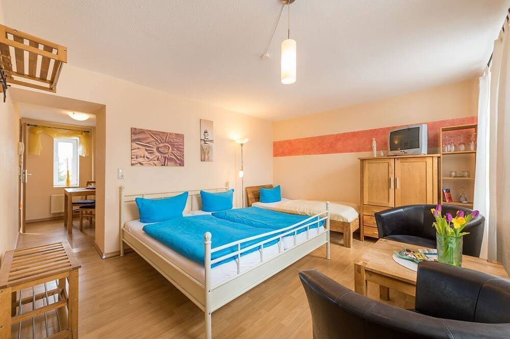 Entire apartment, Holiday room Iv - Holiday room \"Zur Quelle\" in Stralsund, Stralsund Surroundings