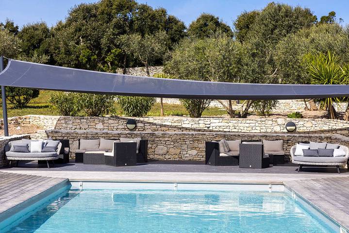 Gîte pour 4 personnes, avec Terrasse et Jardin ainsi que Piscine et Vue