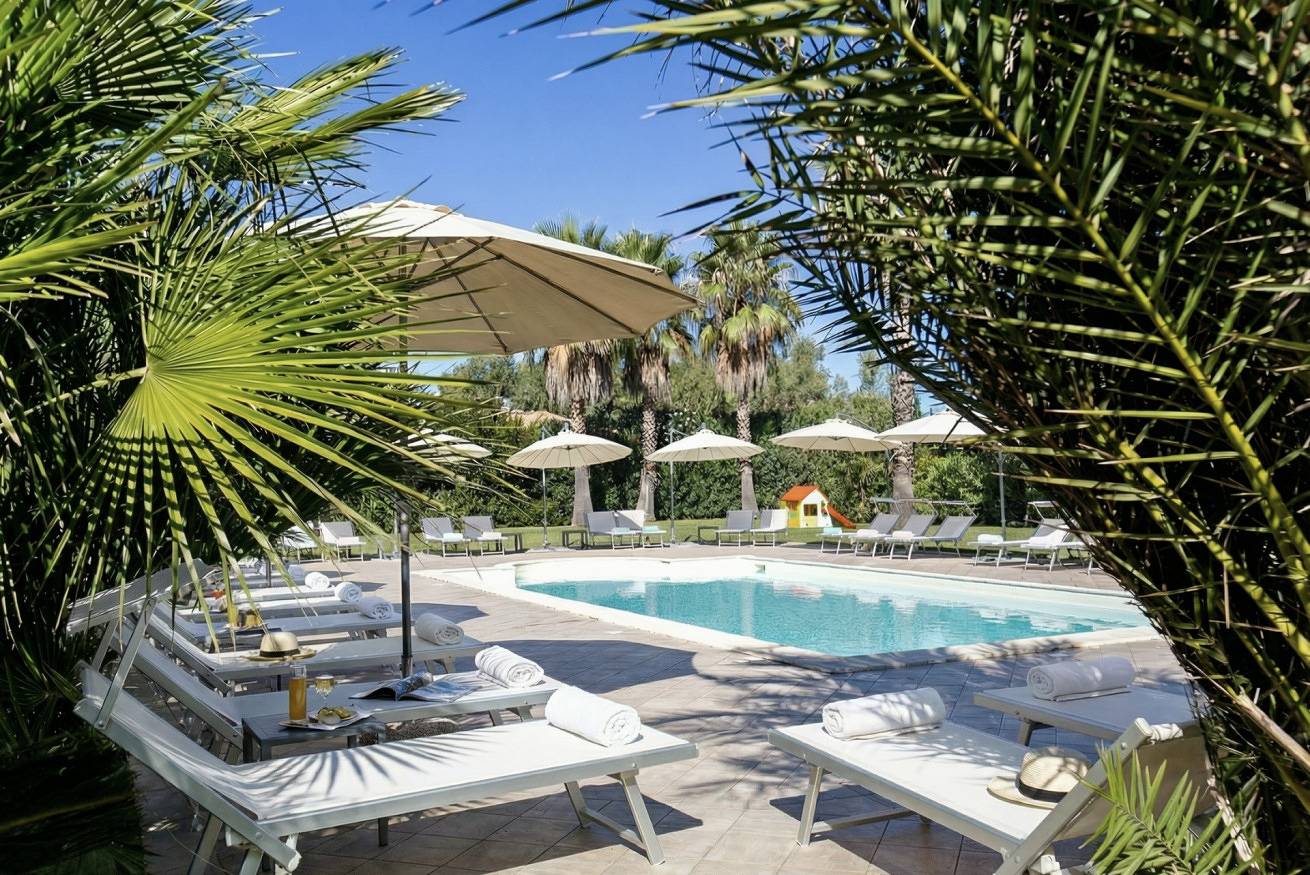 Villa Con Piscina per 12 Persone in Alghero, Provincia di Sassari