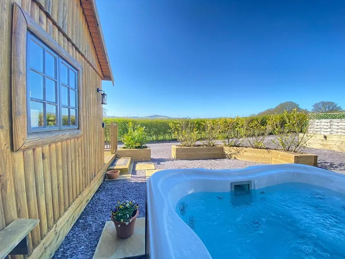 Albergue para 2 personas, con piscina además de vistas y terraza - 1