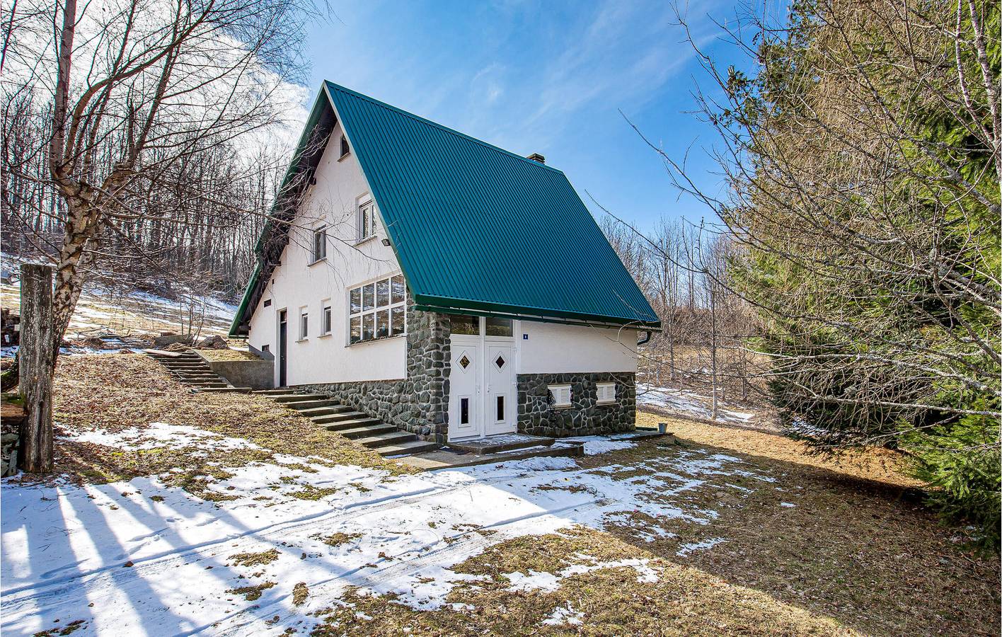 Holiday home for 6 people with terrace in Mrkopalj, Primorje-Gorski Kotar