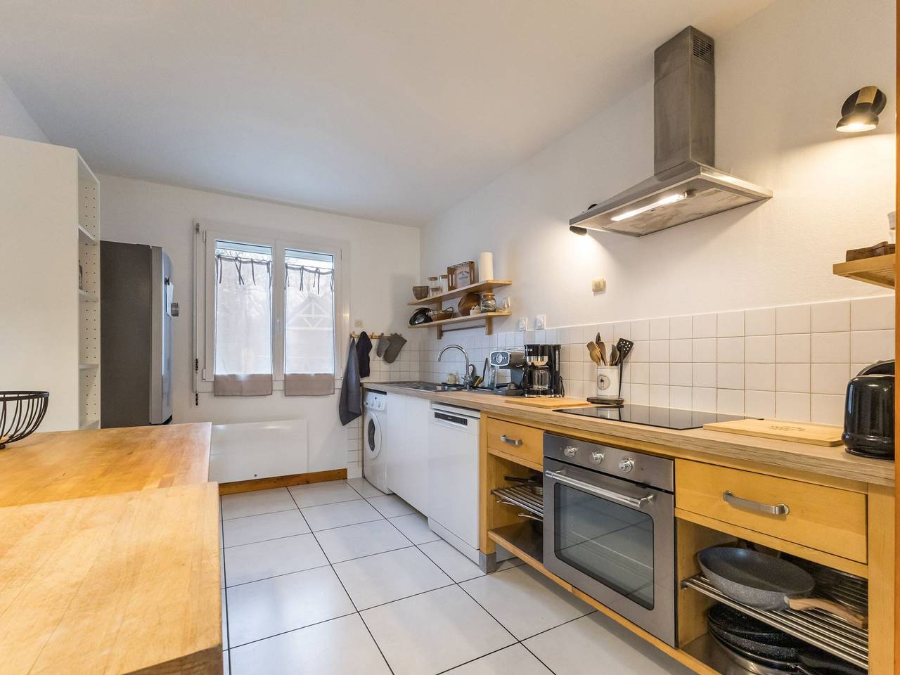 Maison spacieuse avec jardin, ping-pong, Wifi, et équipements bébé - Malville, France in Malville, Vallée de la Loire