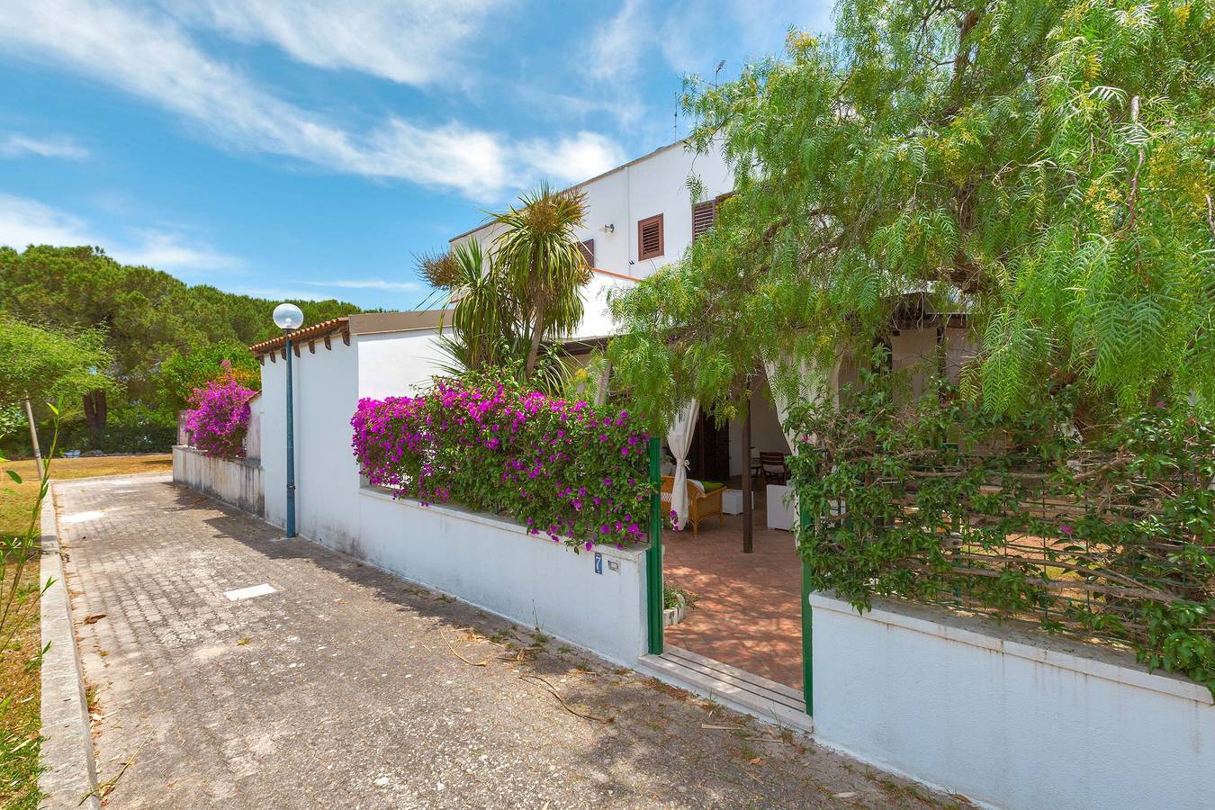 Villino Pepe Rosa by Barbarhouse in Torre Dell'orso, Melendugno