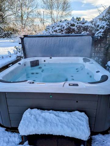 Glamping for 4 People in Stafford, Staffordshire, Photo 4