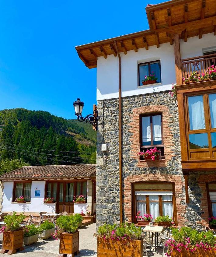 Hotel para 3 personas, con jardín en Parque Nacional de Los Picos de Europa - 2