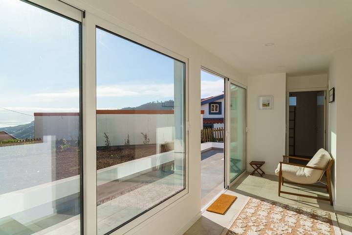 Vacation rental for 2 people, with yard, kid friendly in Madeira