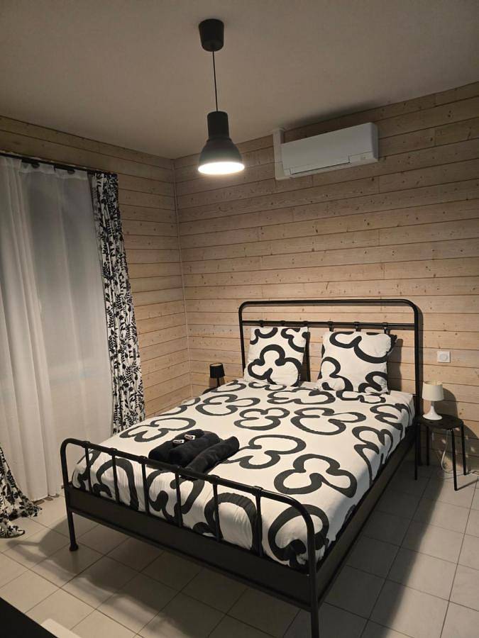 Gîte pour 2 personnes, avec jardin et piscine à Pontonx-sur-l'Adour