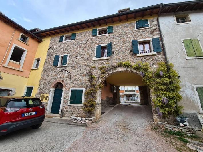 Casa vacanza per 10 persone, con panorama e terrazza, con animali domestici a Sant'Ambrogio di Valpolicella