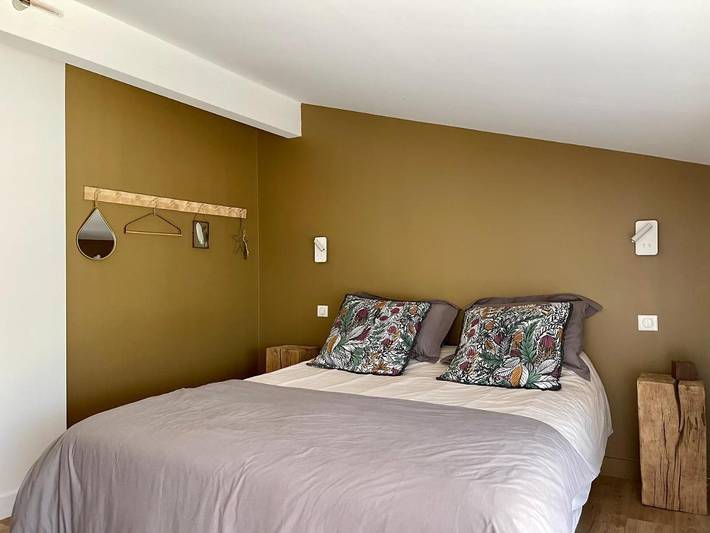 Location de vacances pour 4 personnes, avec piscine ainsi que vue et jardin à Larressore - 2