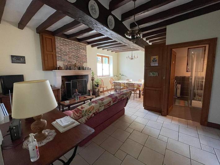 Location de vacances pour 9 personnes, avec jardin et vue, animaux acceptés à Veuil - 3