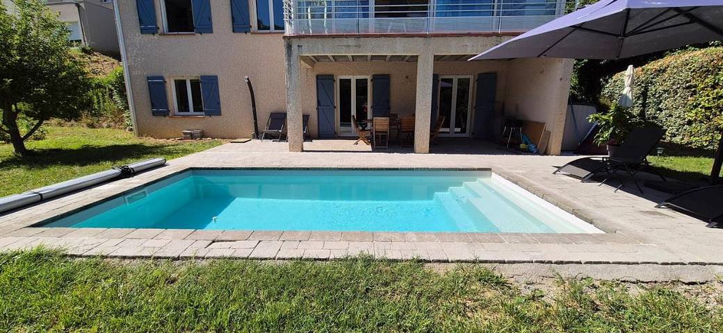 Gîte pour 4 personnes, avec jardin ainsi que vue et piscine à Deyme - 2