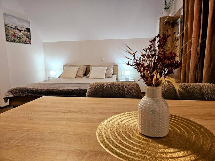 Gîte pour 2 personnes, avec jardin et vue dans Poljanak - 3