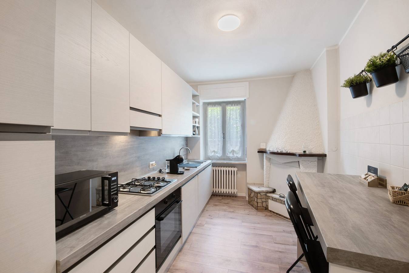 Apartamento entero, La Casa de Tina con balcón – Civenna in Civenna, Municipio de Bellagio
