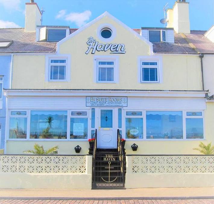 Bed and breakfast for 2 people, with Terrace and View on the Isle of Anglesey