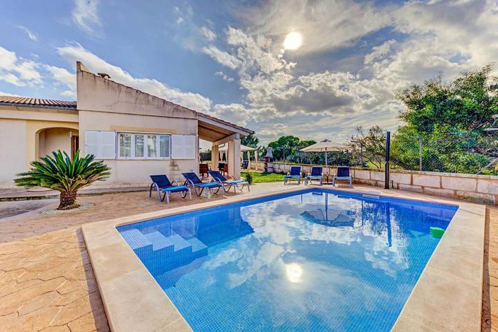 Villa mit pool für 6 Personen, mit Terrasse in Playa de Muro - 2