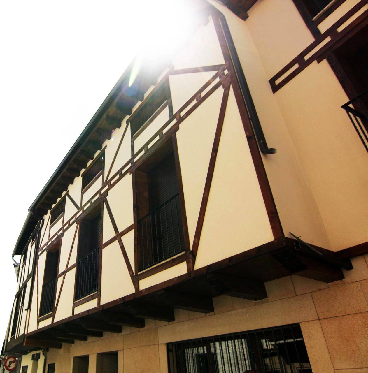 Hostal Yessy in Candeleda, Valle del Tiétar