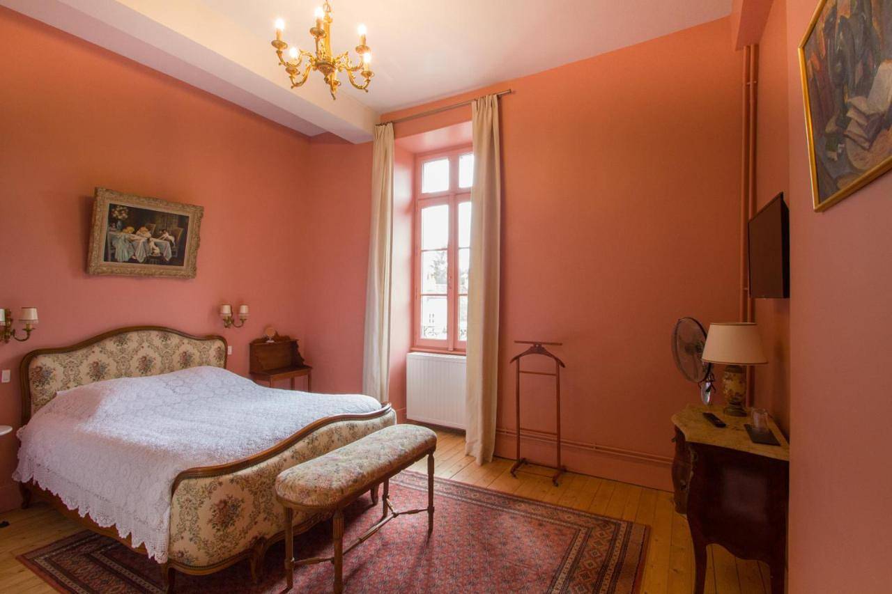 Le Prieuré in Noyers, Arrondissement d'Avallon