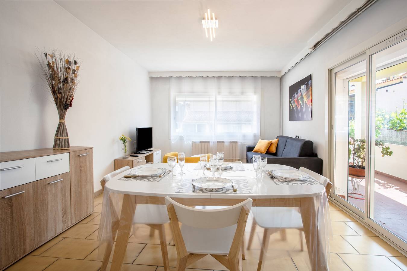 Location De Vacances pour 6 Personnes dans La Londe-les-Maures, Région de Toulon