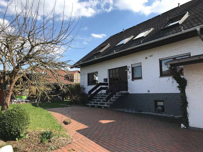 Ferienwohnung für 6 Personen, mit Garten und Terrasse, kinderfreundlich in Frankenberg