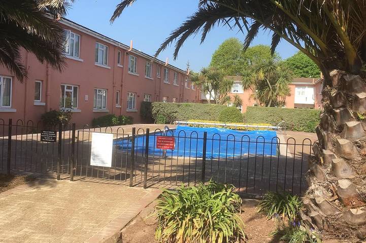 Holiday rental for 5 people, with pool and garden in Paignton