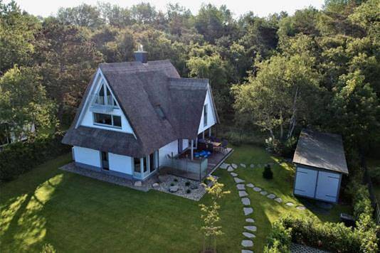 Ferienhaus mit Meerblick für 4 Personen, mit Garten und Terrasse in Dierhagen