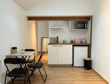 Gîte pour 3 personnes, avec jardin dans Golf Club du Lac d'Annecy