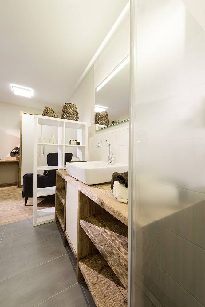 Webers "alte" Backstube - Doppelzimmer "Backofen" in Friedrichshafen, Region Bodensee-Oberschwaben