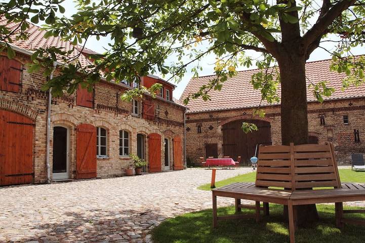 Ferienwohnung für 6 Personen, mit Terrasse und Garten