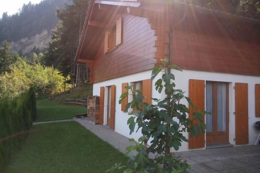 Ferienhaus Ambigu by Interhome in Ovronnaz, Chamoson