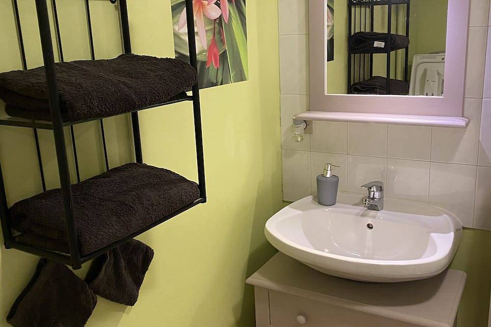 Apartamento entero, Appartement Cosy Avec Jardin et Parking in Fontainebleau, Sena y Marne
