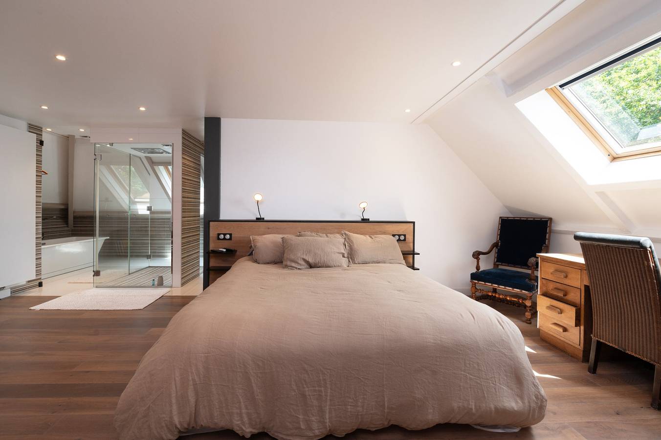 Gästehaus 'Chambre D'hôtes - Ty Castel' mit Gemeinschaftspool, Gemeinschaftsgarten und Wlan in Ploeren, Côte des Mégalithes
