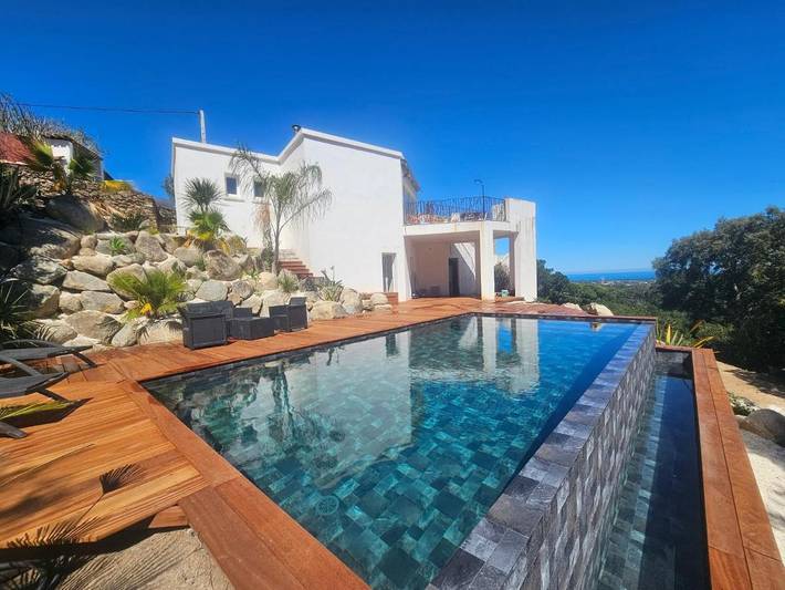 Villa per 12 persone, con Terrazza e Giardino nonché Piscina e Panorama a Solaro