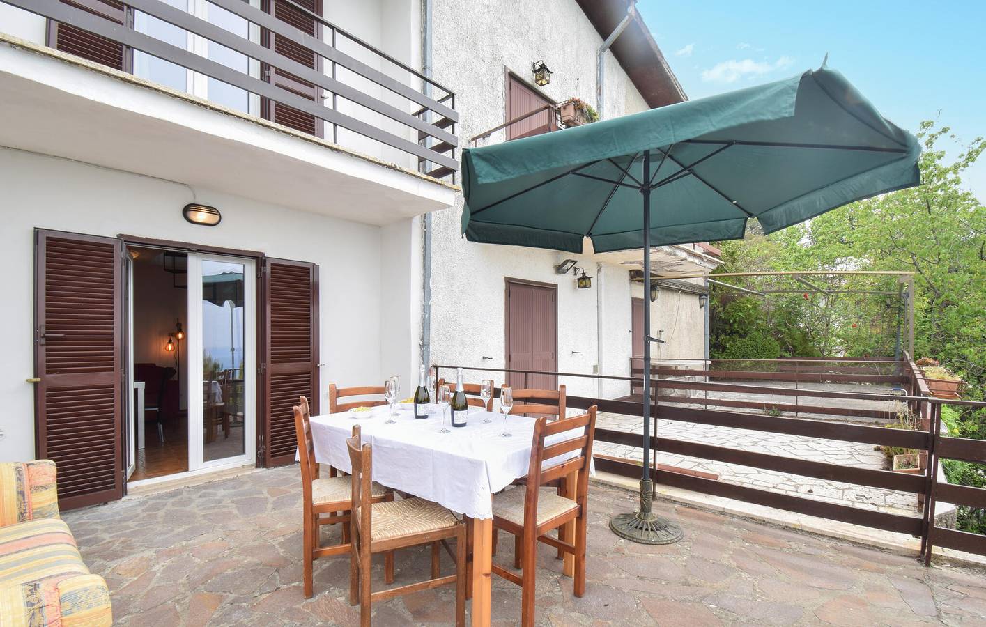 Ferienhaus für 5 Personen mit Terrasse in Serrone, Frosinone Provinz