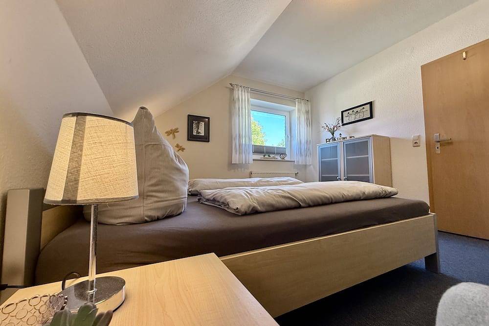 \"Küstentraum Lüttje Glück genießen – Ihr Ferienhaus mit Garten\" in Altfunnixsiel, Wittmund