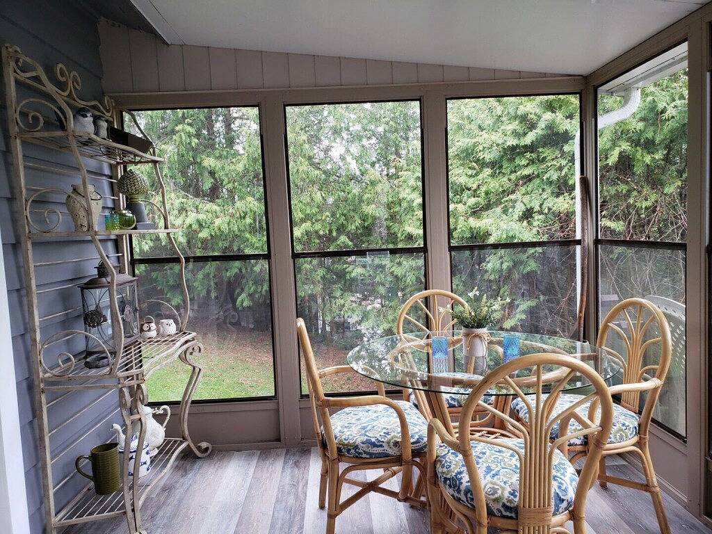 Cottage for 9 Guests in Kawartha Lakes