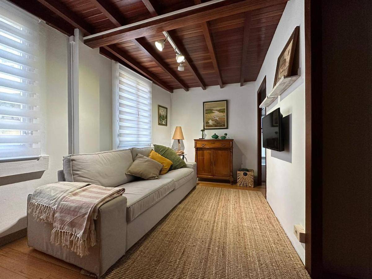 Three-Bedroom House in Area da Concha (Cariño), Cariño