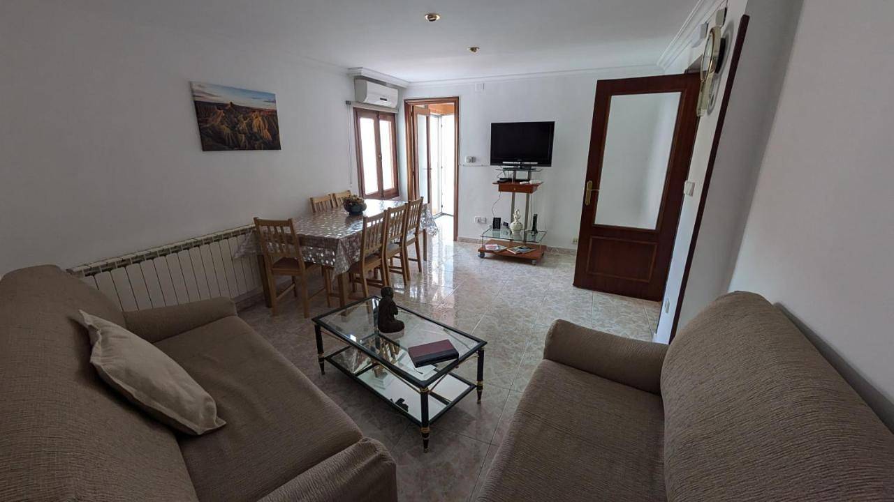 Appartement entier, Three-Bedroom Apartment in Arguedas, Province de Navarra