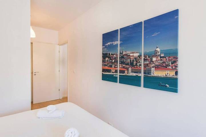 Apartamento entero, Comfortable flat in Campo Pequeno, 8mins to metro in Avenidas Novas, Costa de Lisboa