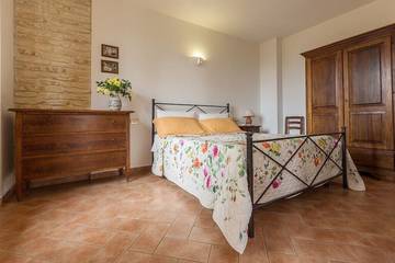Agriturismo per 12 Persone in Bevagna, Perugia e dintorni, Foto 1